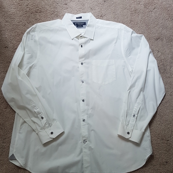 American Eagle button down shirt
